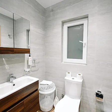 Cerviola Luxury 3 Bedroom شقة مارساسكالا