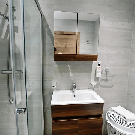 Cerviola Luxury 3 Bedroom شقة *