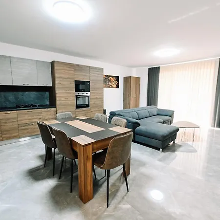 Cerviola Luxury 3 Bedroom