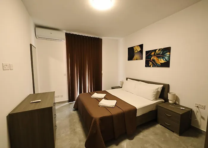 Apartman Cerviola Luxury 3 Bedroom *