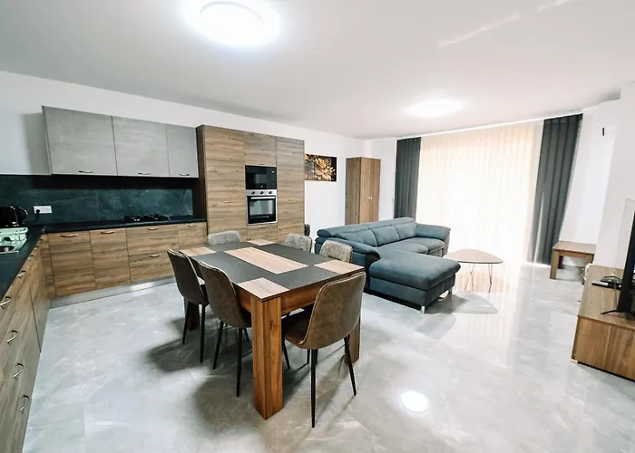 Cerviola Luxury 3 Bedroom