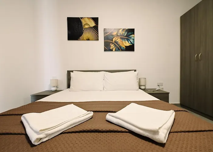 Cerviola Luxury 3 Bedroom Apartman *