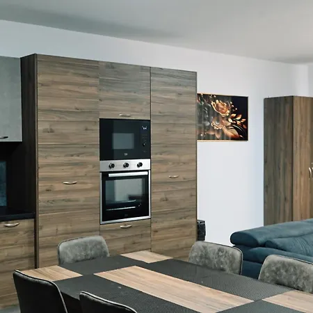 Cerviola Luxury 3 Bedroom