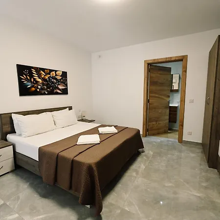 アパート Cerviola Luxury 3 Bedroom