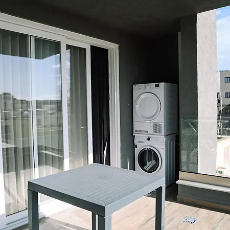 アパート Cerviola Luxury 3 Bedroom *