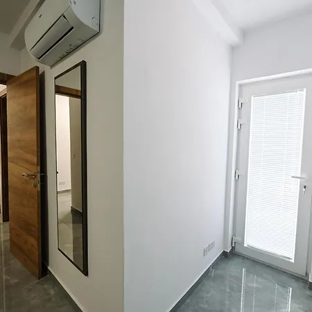 アパート Cerviola Luxury 3 Bedroom