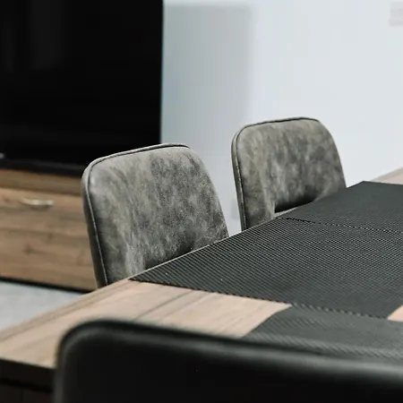 アパート Cerviola Luxury 3 Bedroom *