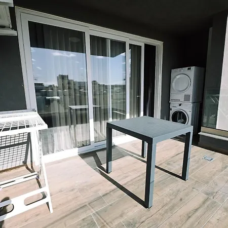 Cerviola Luxury 3 Bedroom アパート マルサスカーラ