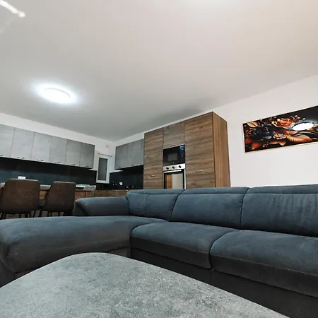 公寓 Cerviola Luxury 3 Bedroom *