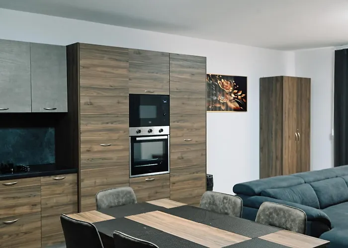 Cerviola Luxury 3 Bedroom