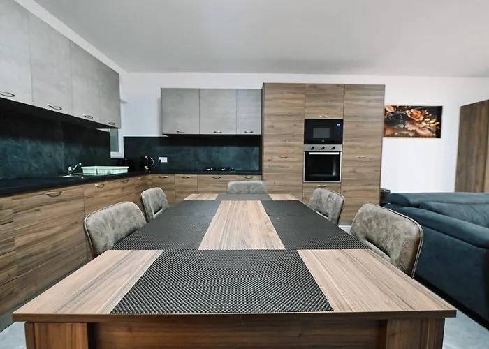 Cerviola Luxury 3 Bedroom